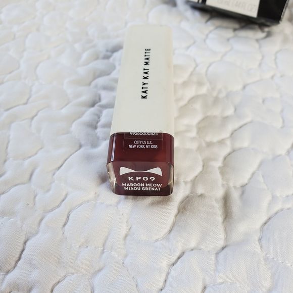 COMPLETE MAKEUP FOR FACE 5PC By COVER GIRL - Picture 4 of 6